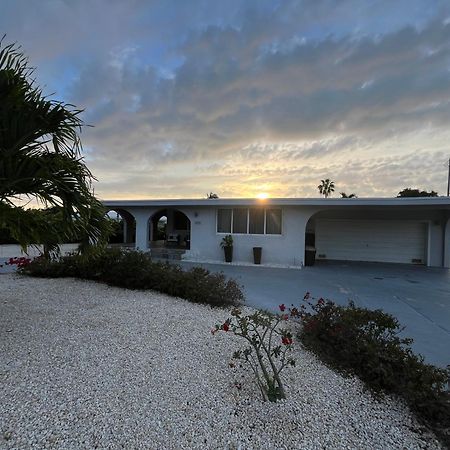 Home On The Water In Marathon, Fl Exteriör bild